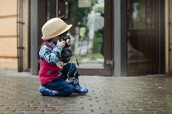 Photographie en herbe : le guide complet des appareils photo pour enfants