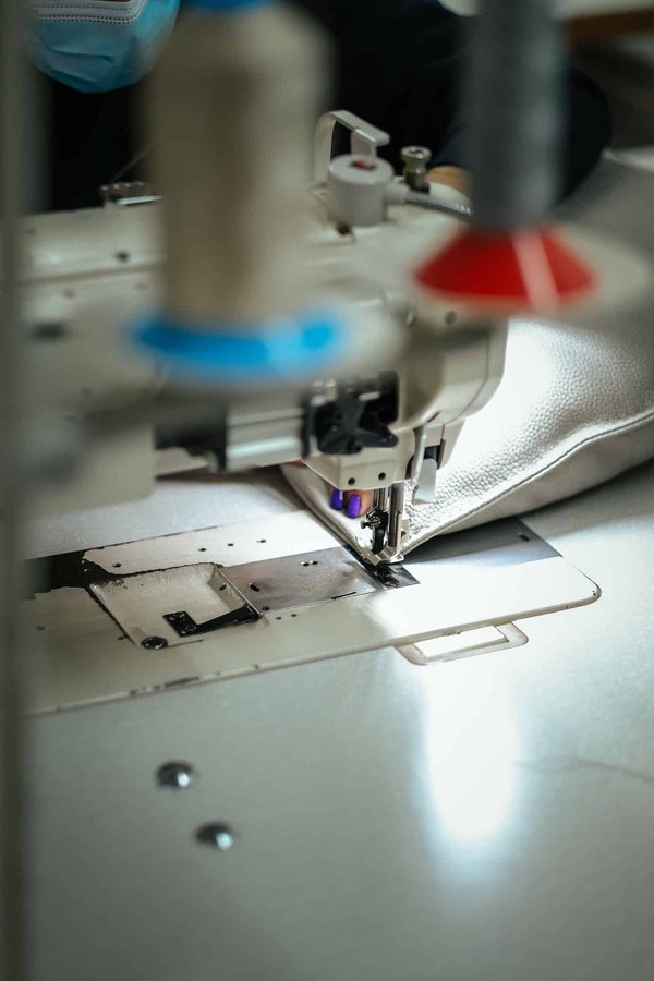 Comment choisir votre première machine à coudre professionnelle ?