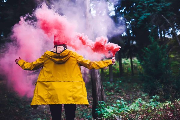 Quels types de fumigènes pour anniversaire choisir ?